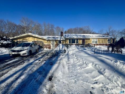 124 Old Tannery Road Monroe CT 06468