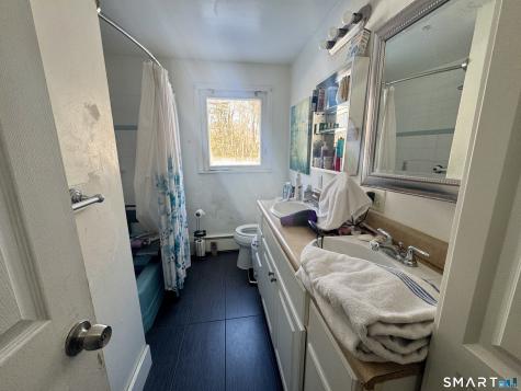 124 Old Tannery Road Monroe CT 06468