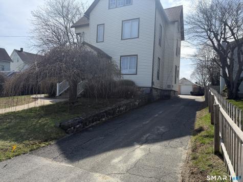 16 Mcdermott Street Danbury CT 06810
