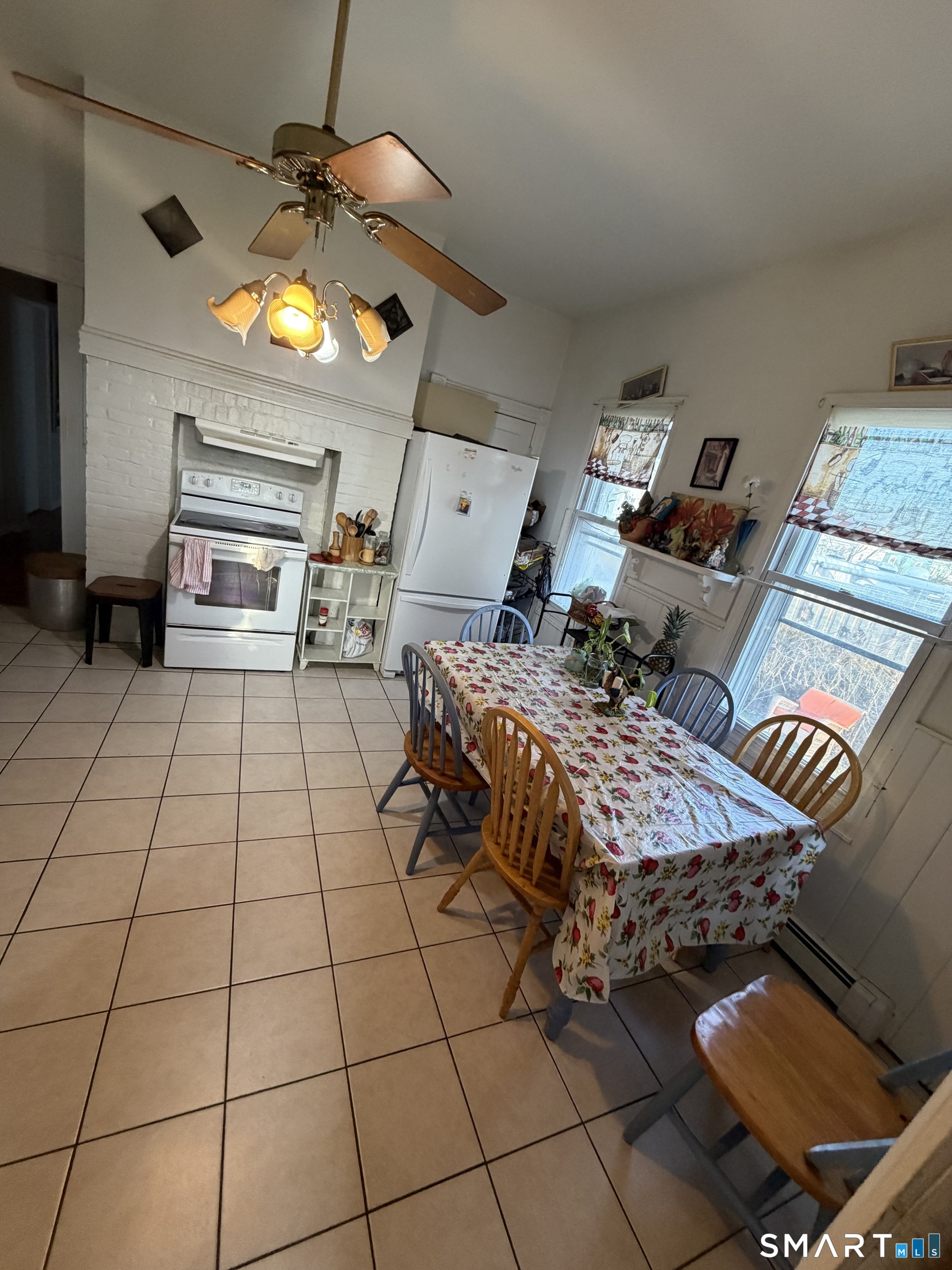 16 Mcdermott Street Danbury CT 06810