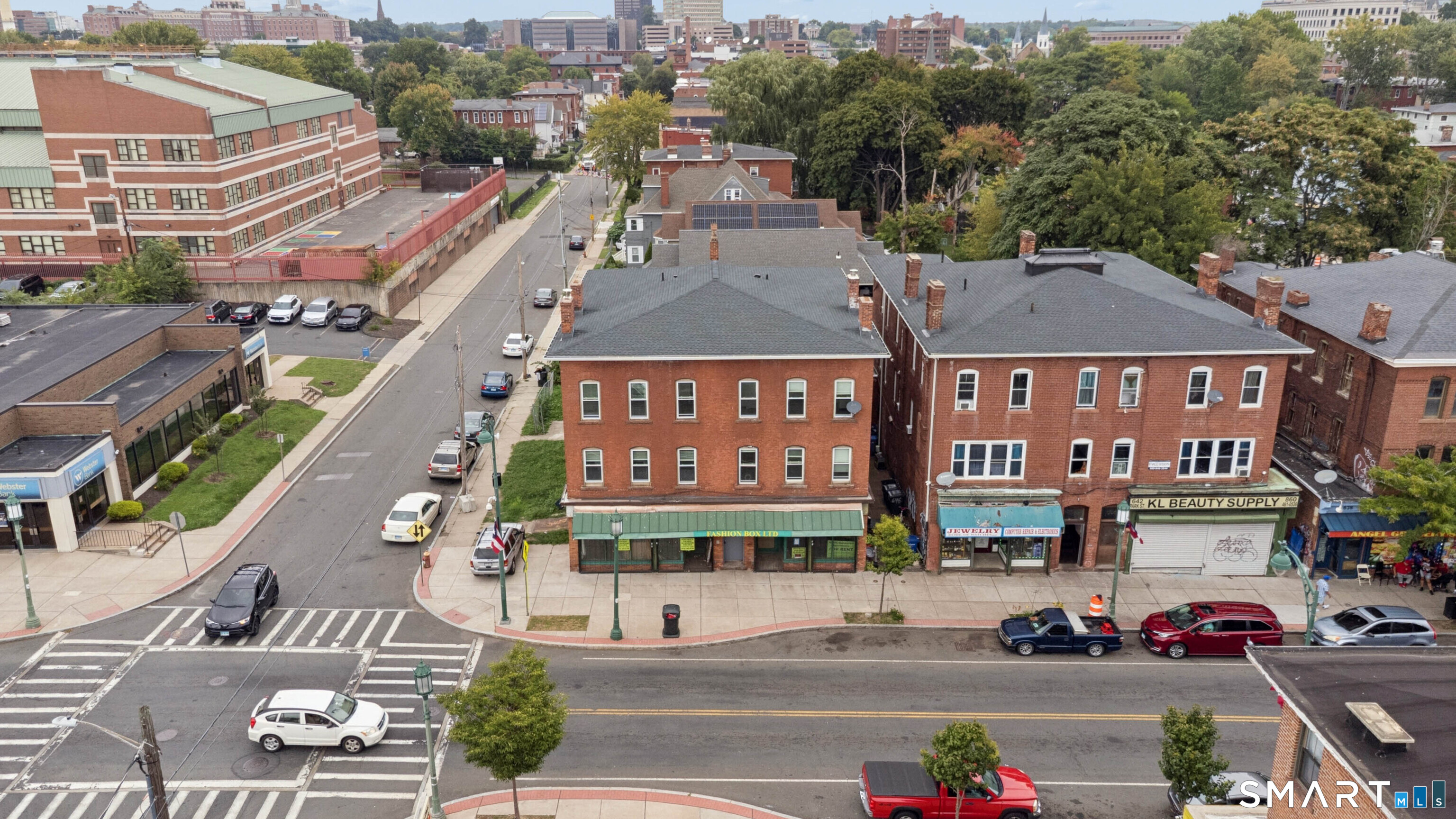 654 Park Street Hartford CT 06106