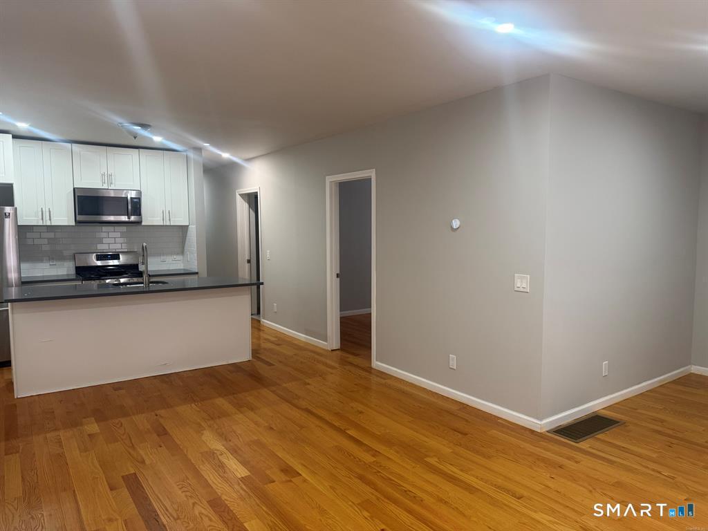 168-170 Kelsey Street Bridgeport CT 06607