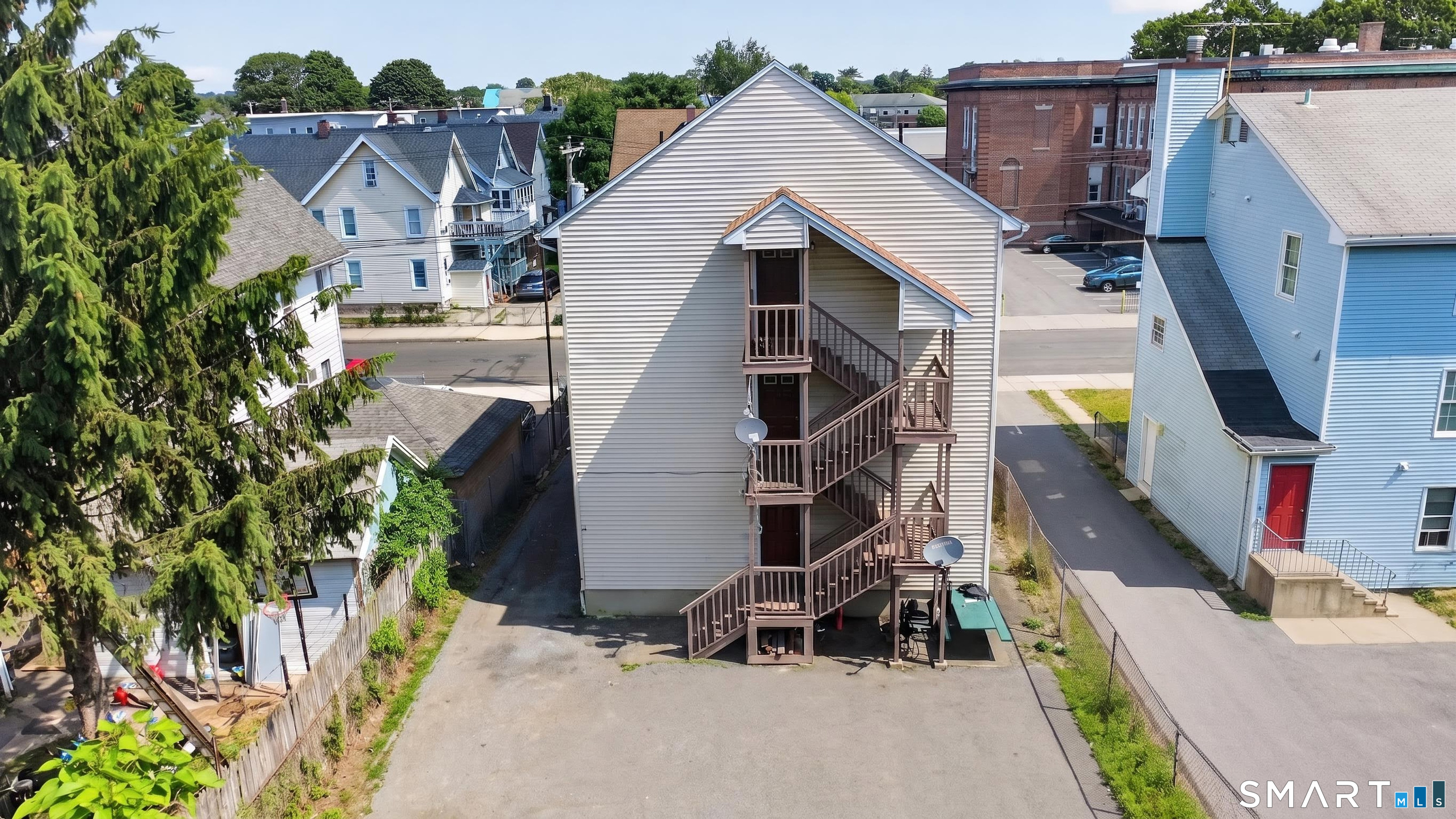 626 Stillman Street Bridgeport CT 06608