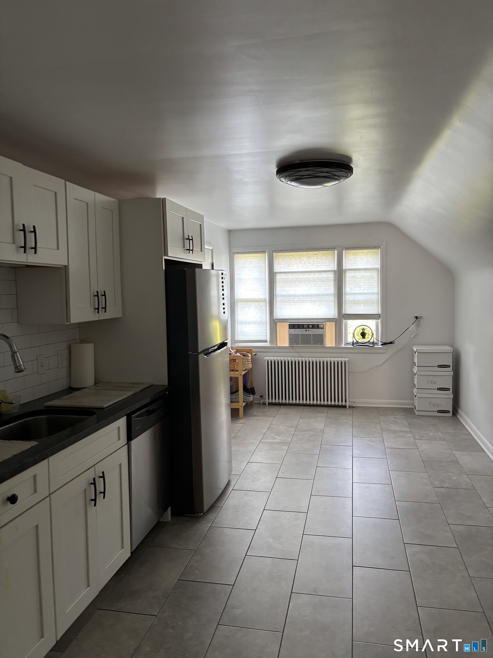 433 Thompson Street Stratford CT 06615