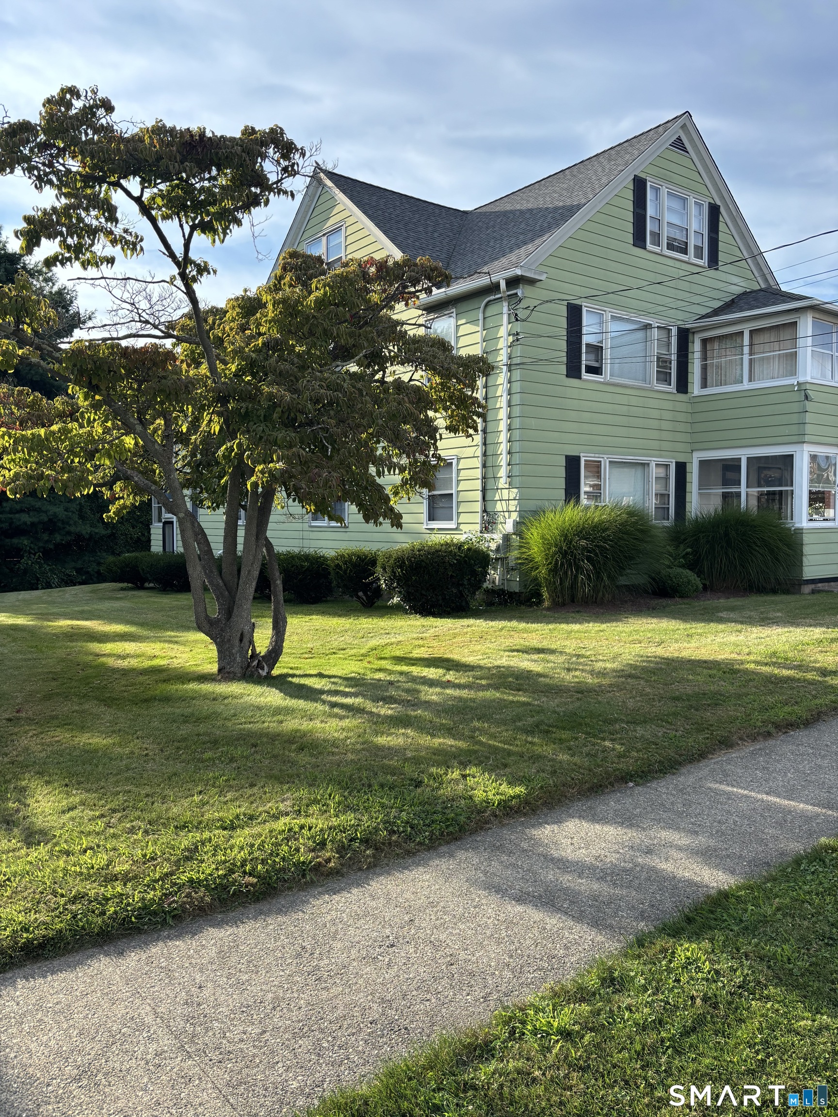 433 Thompson Street Stratford CT 06615