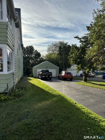 433 Thompson Street Stratford CT 06615