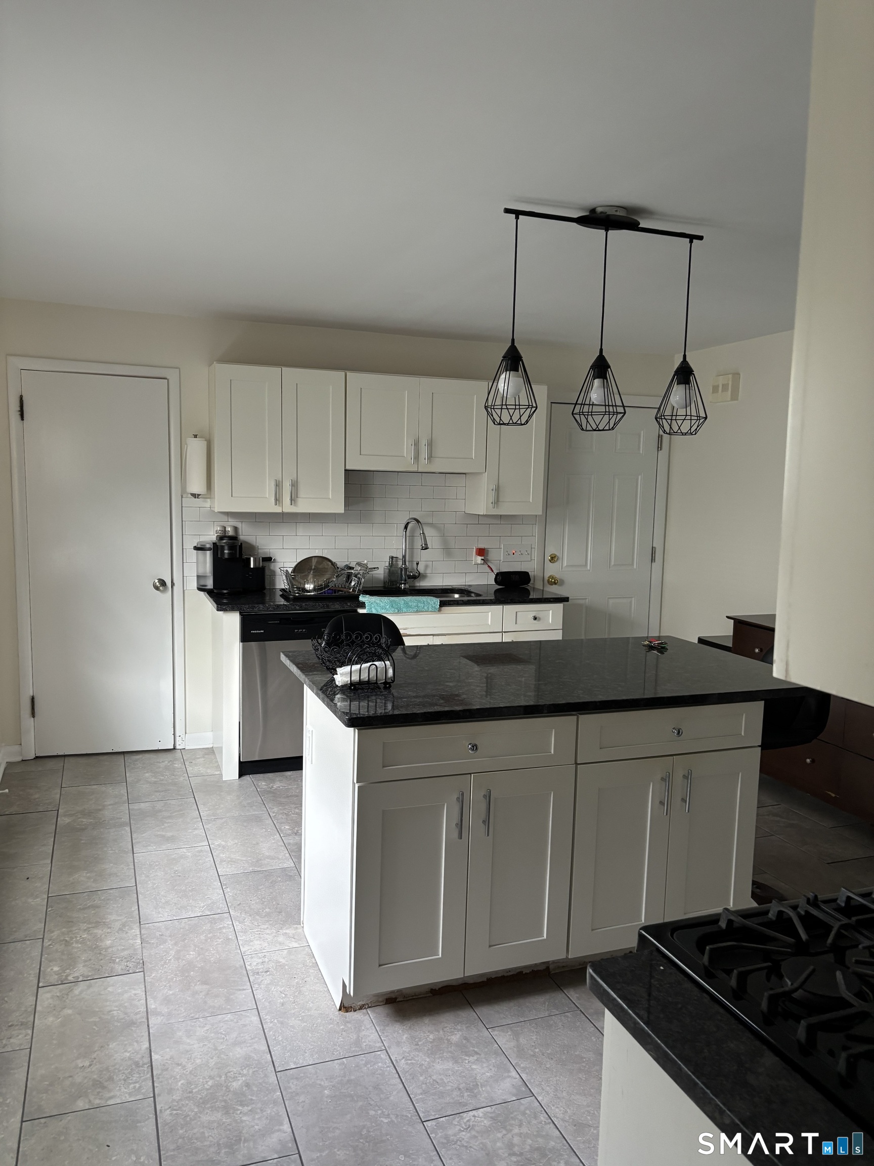 433 Thompson Street Stratford CT 06615