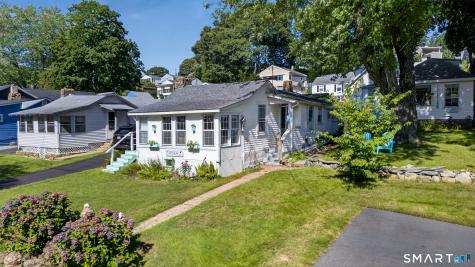190 Giants Neck Road East Lyme CT 06357