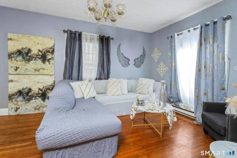 18 Grandview Avenue Danbury CT 06810