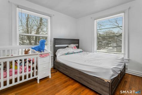 18 Grandview Avenue Danbury CT 06810