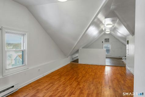 18 Grandview Avenue Danbury CT 06810