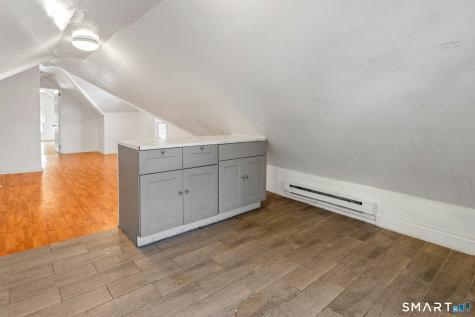 18 Grandview Avenue Danbury CT 06810