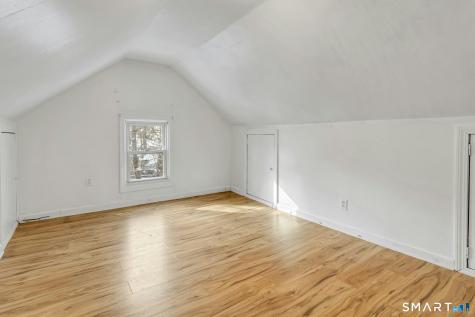 18 Grandview Avenue Danbury CT 06810