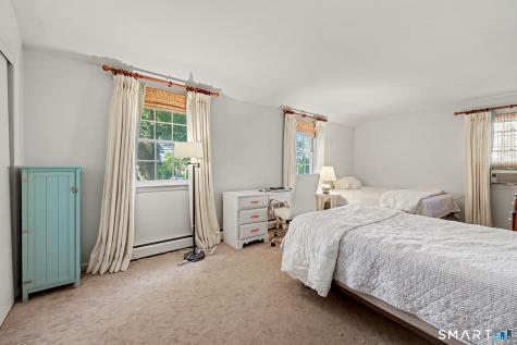63 Oak Street New Canaan CT 06840