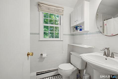 63 Oak Street New Canaan CT 06840