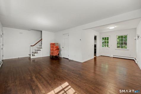 63 Oak Street New Canaan CT 06840
