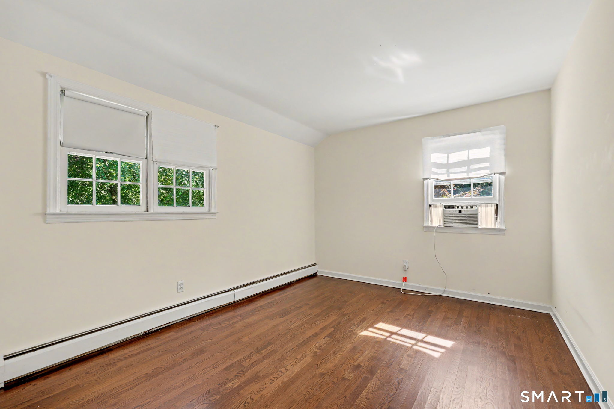 63 Oak Street New Canaan CT 06840