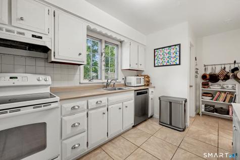 63 Oak Street New Canaan CT 06840
