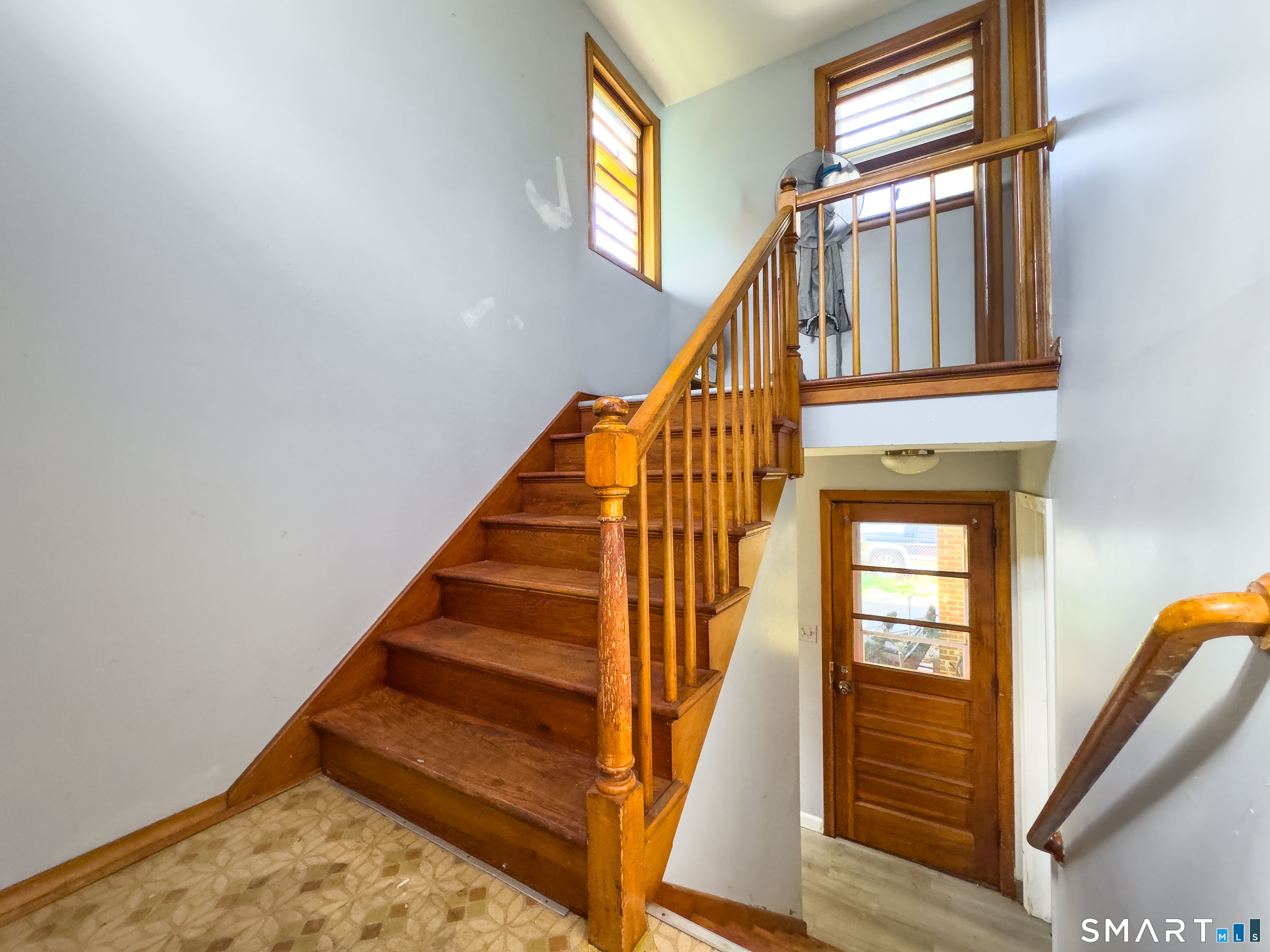15-17 Leichtner Drive East Hartford CT 06108