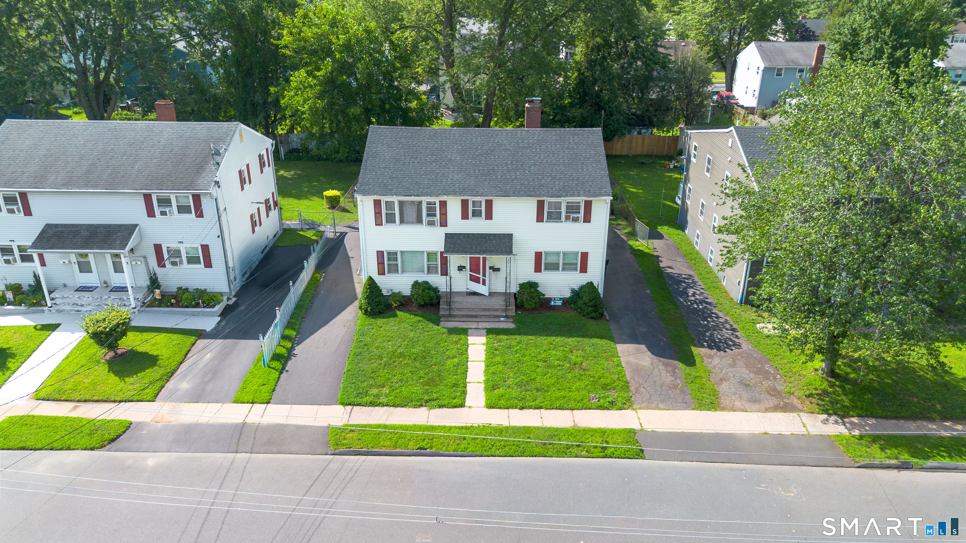15-17 Leichtner Drive East Hartford CT 06108