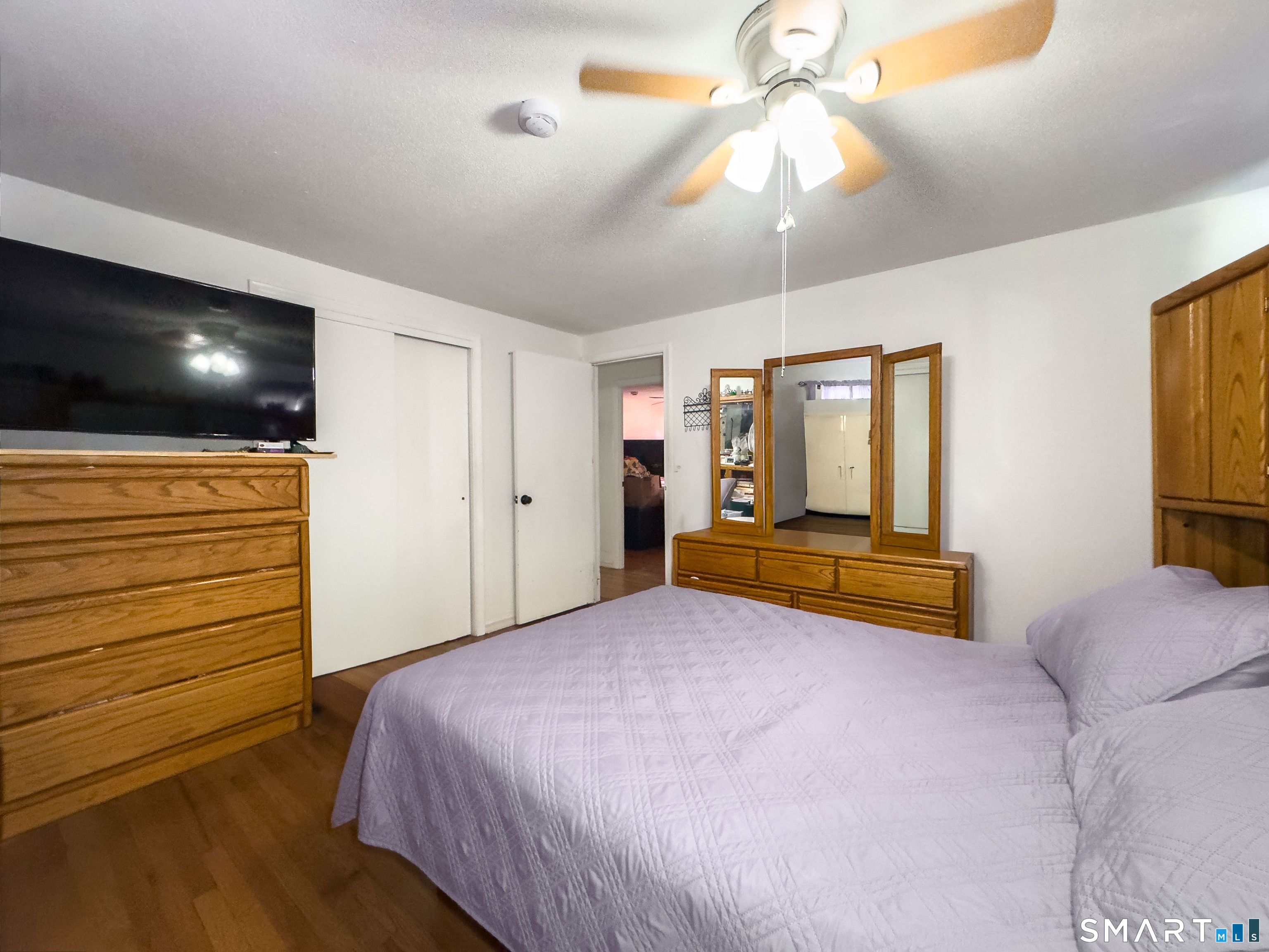 15-17 Leichtner Drive East Hartford CT 06108