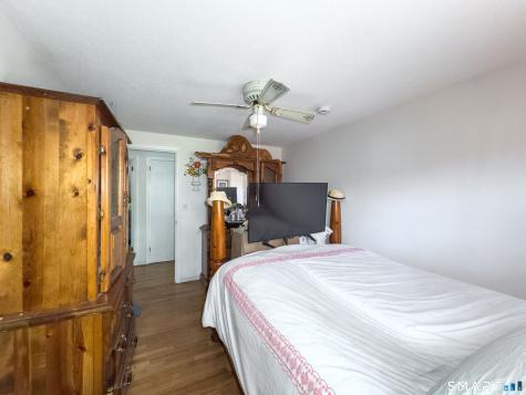 15-17 Leichtner Drive East Hartford CT 06108
