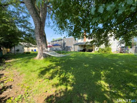 15-17 Leichtner Drive East Hartford CT 06108