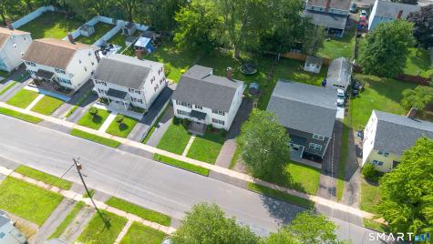 15-17 Leichtner Drive East Hartford CT 06108