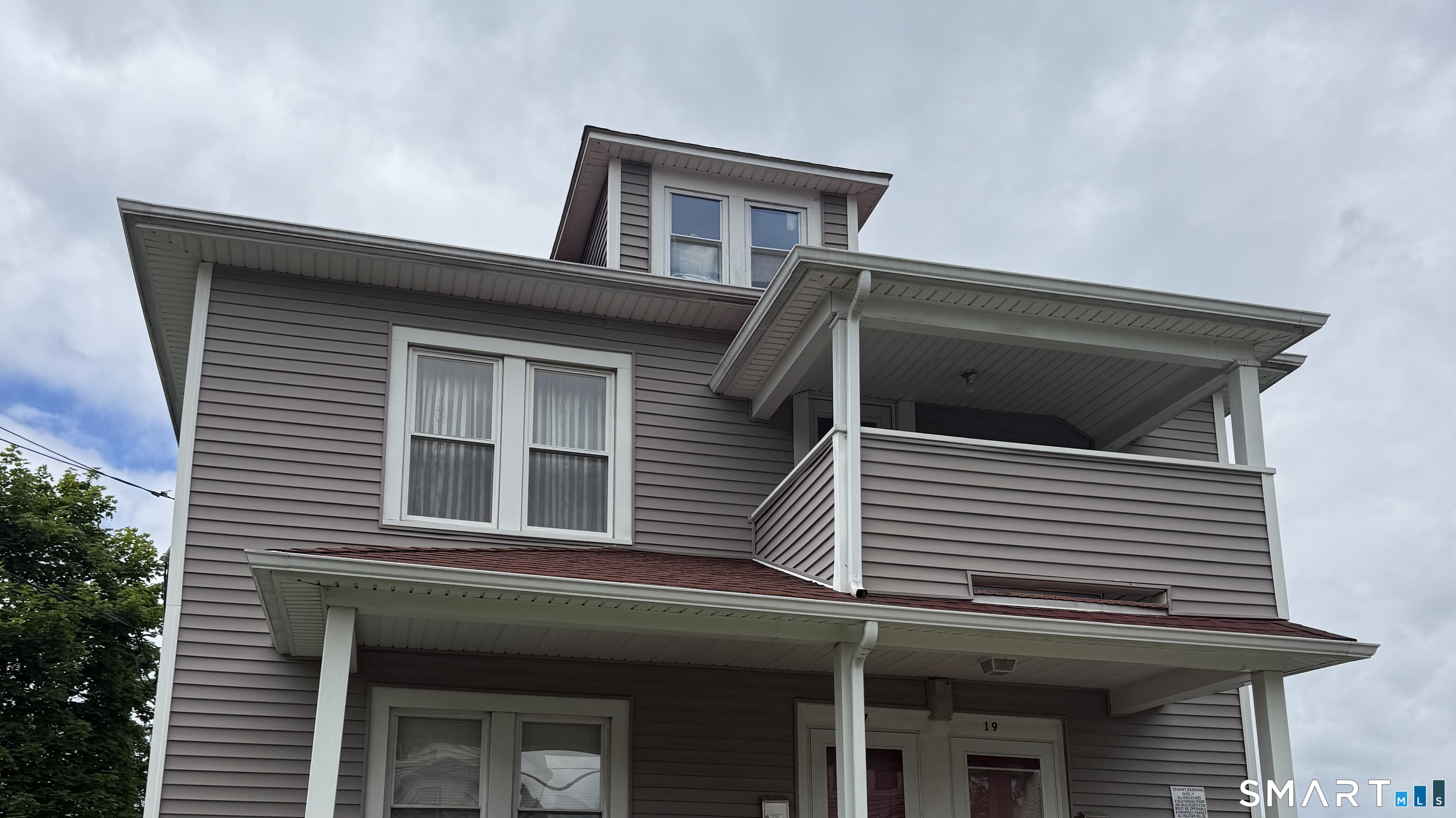 17-19 Baltimore Street Hartford CT 06112