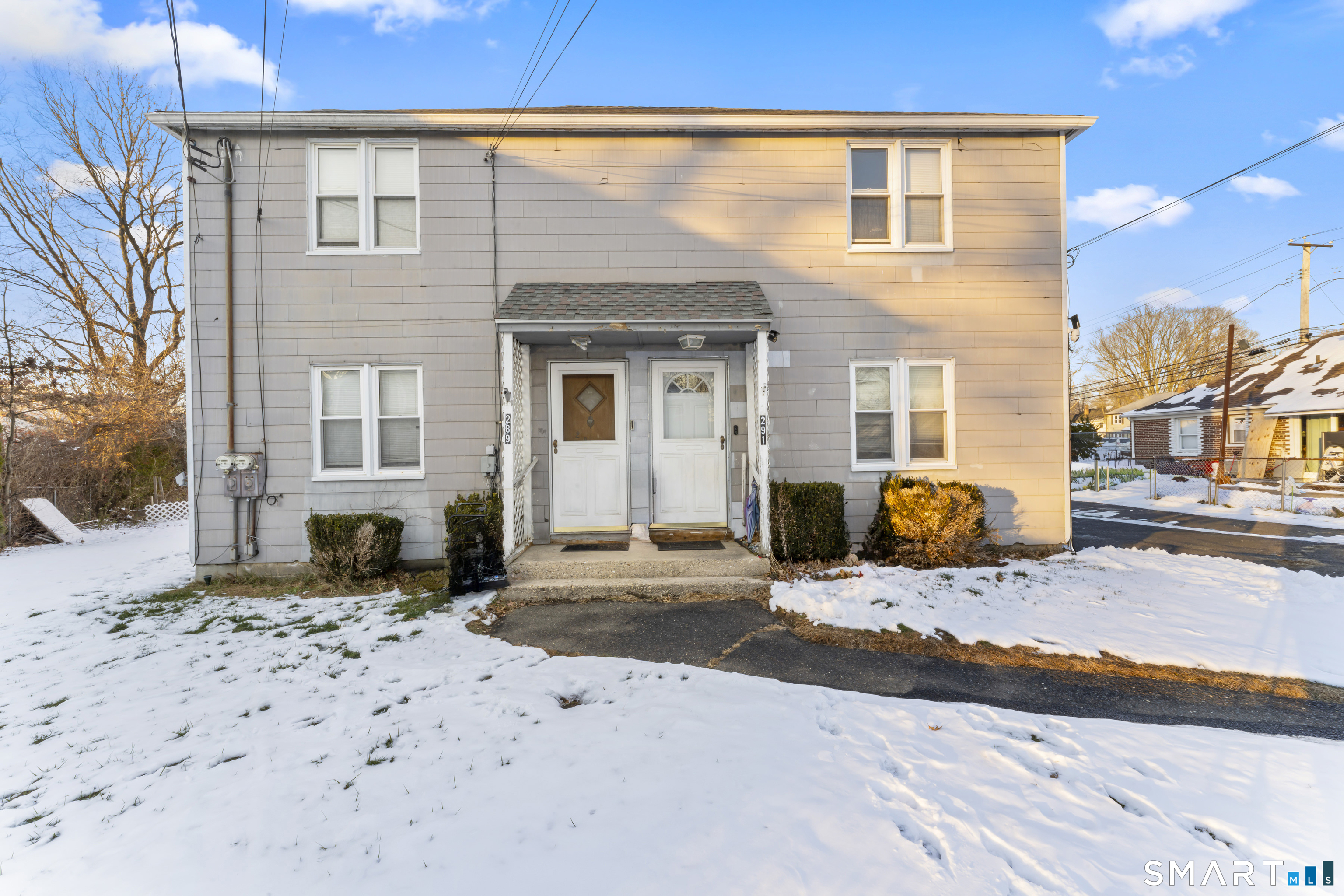 289 Pearl Harbor Street Bridgeport CT 06610