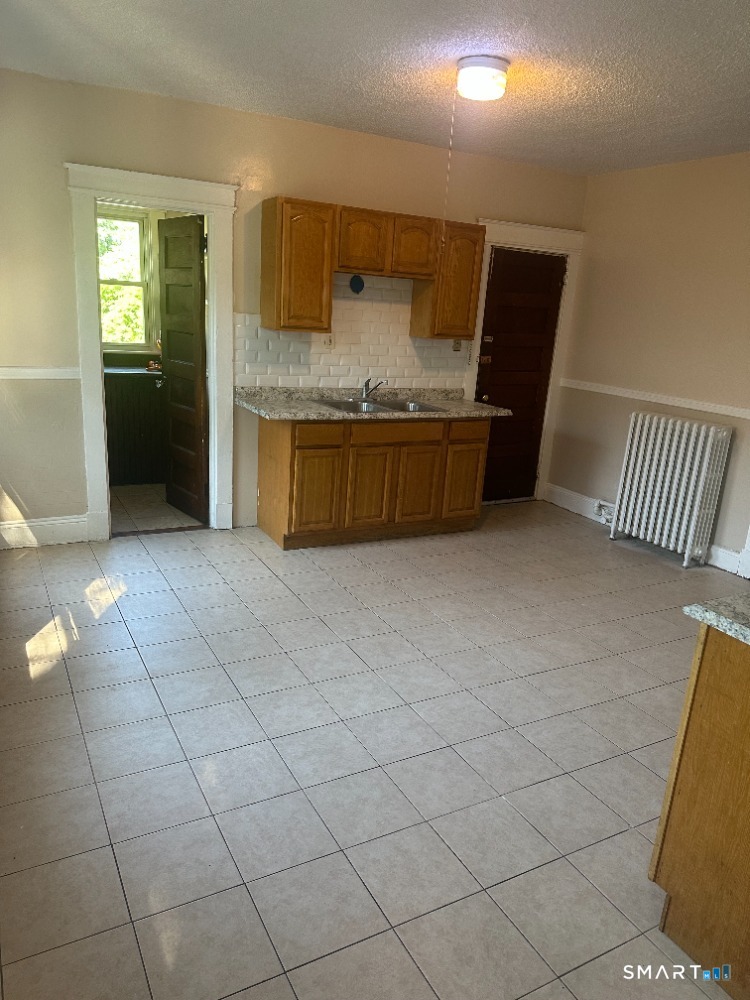 335 Hillside Avenue Hartford CT 06106