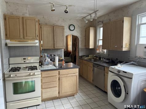 72 Anthony Street New Haven CT 06513