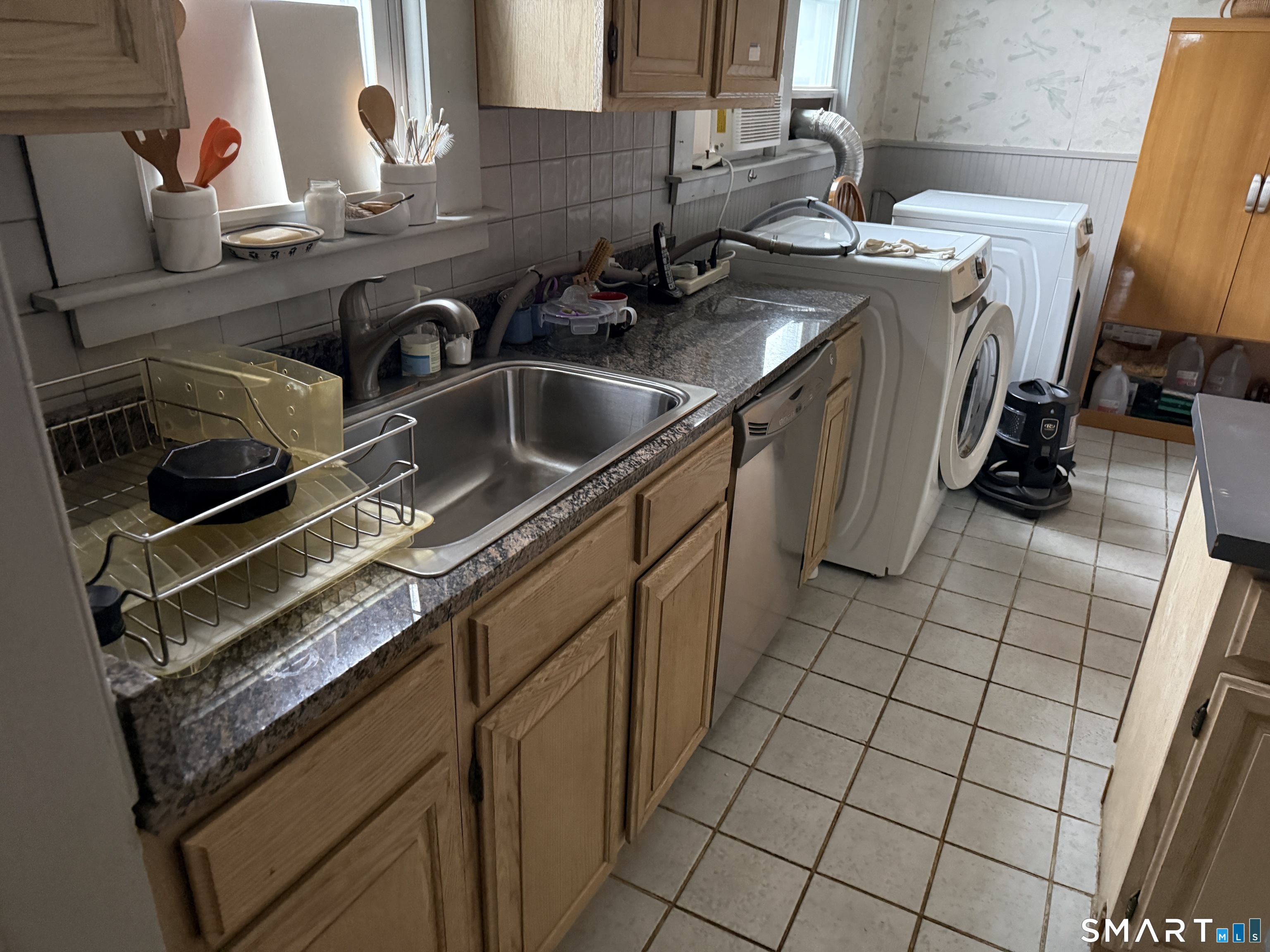 72 Anthony Street New Haven CT 06513
