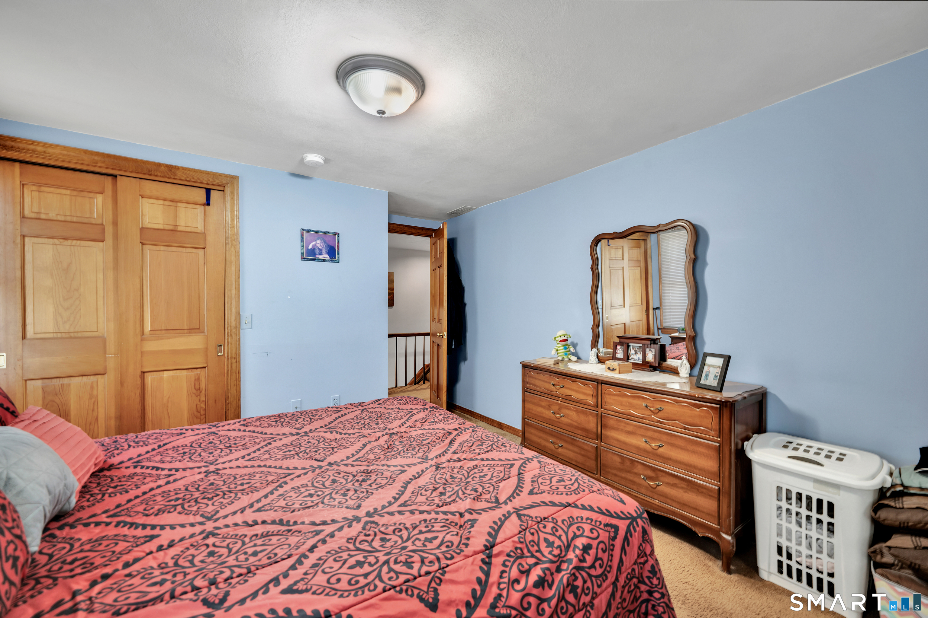 68 Village Street North Haven CT 06473