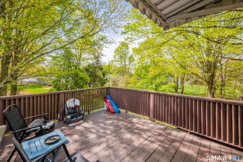 68 Village Street North Haven CT 06473
