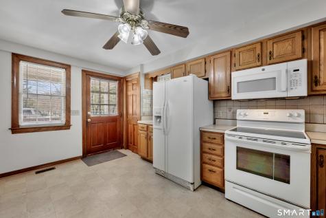 68 Village Street North Haven CT 06473