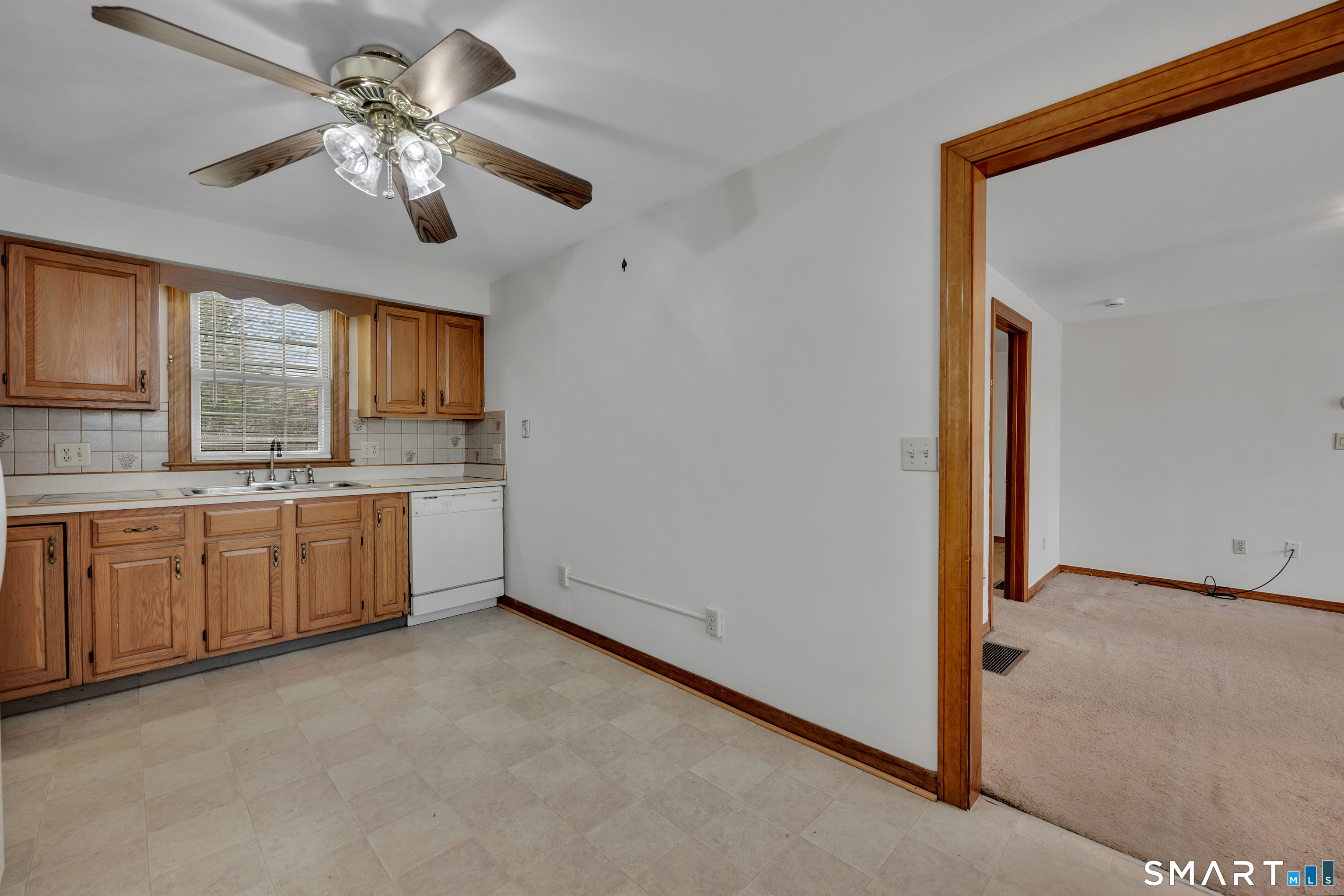 68 Village Street North Haven CT 06473