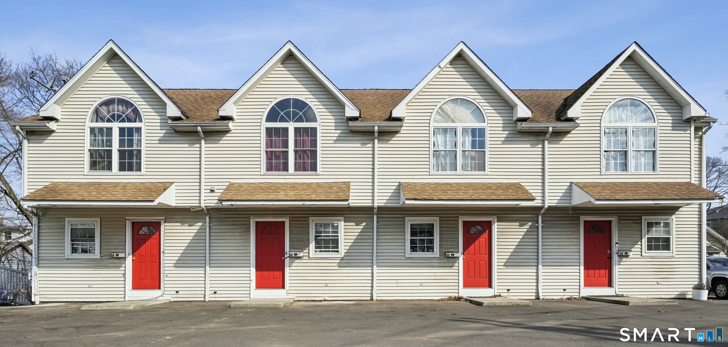 6 Lawn Avenue Stamford CT 06902