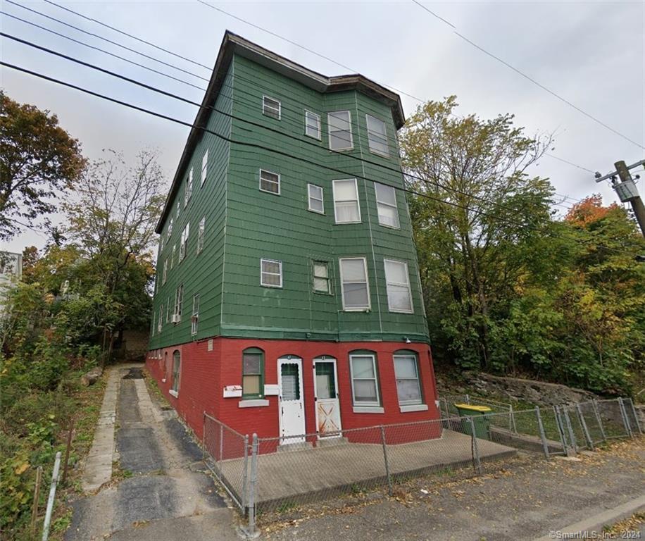 41 Catherine Avenue Waterbury CT 06704