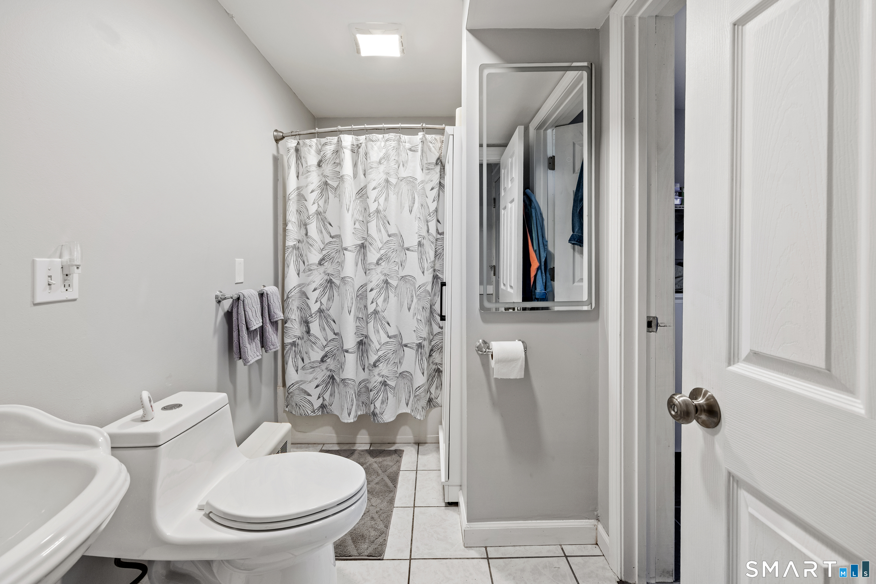 206 Chipman Street Waterbury CT 06708
