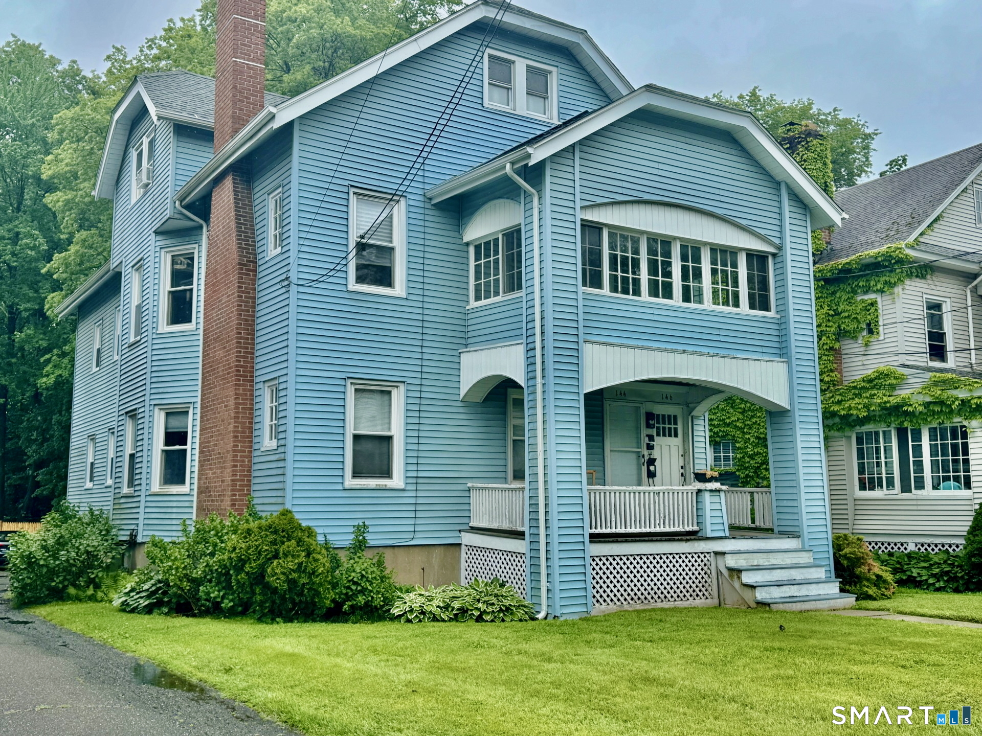144 Maplewood Avenue West Hartford CT 06119