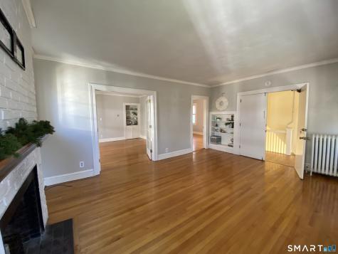144 Maplewood Avenue West Hartford CT 06119