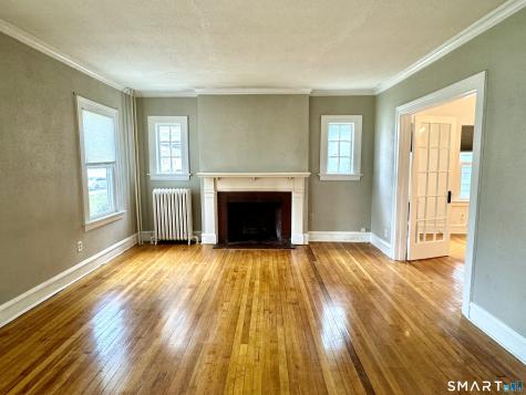 144 Maplewood Avenue West Hartford CT 06119