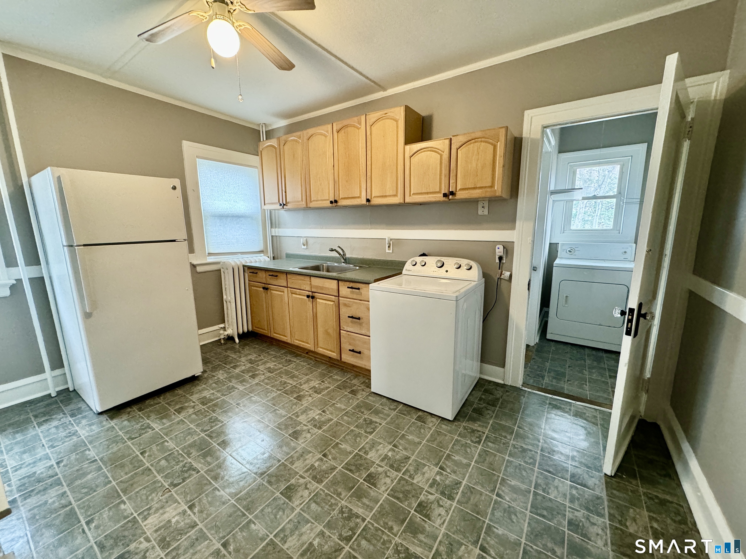 144 Maplewood Avenue West Hartford CT 06119
