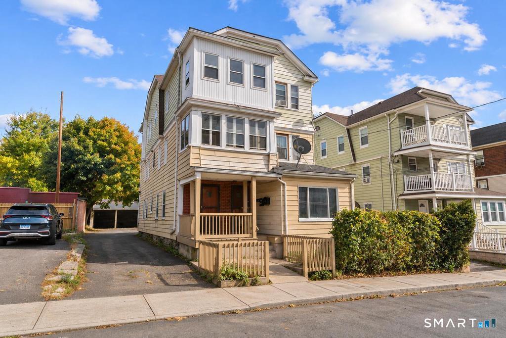 182 Pearl Street Waterbury CT 06704