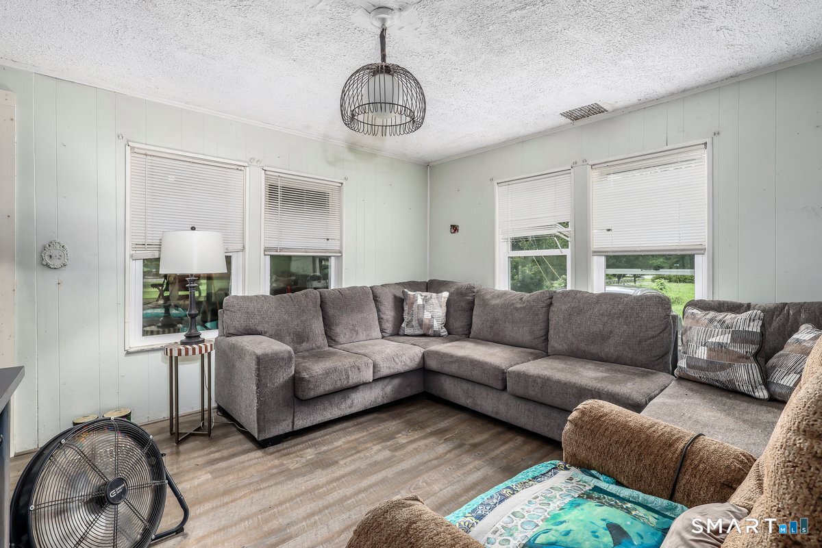 4 Riverview Court New Milford CT 06776
