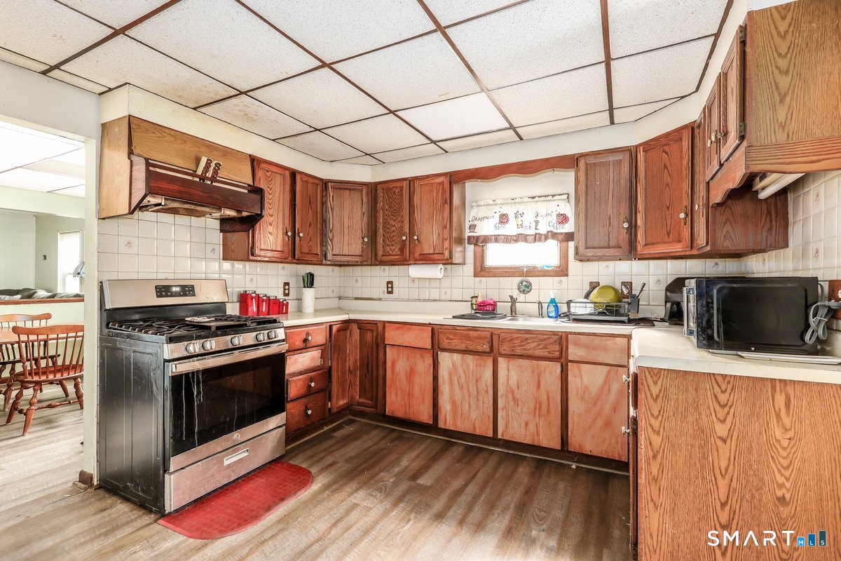 4 Riverview Court New Milford CT 06776