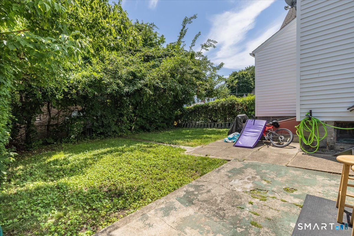 25 Westfield Avenue Bridgeport CT 06606