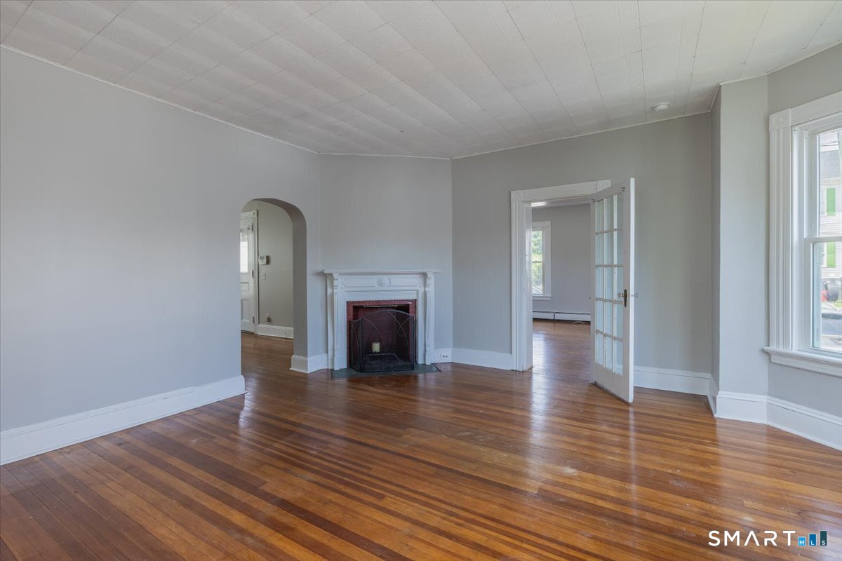 25 Westfield Avenue Bridgeport CT 06606