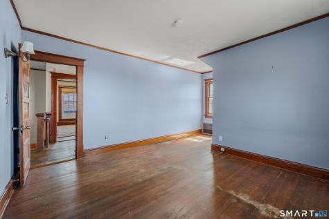 367 Ocean Avenue New London CT 06320